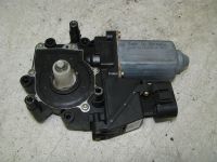 Motor Fensterheber links vorn 8D0959801D<br>AUDI A4 (8D2, B5) 1.6
