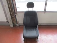 Sitz rechts vorn Flecken siehe Bild<br>MERCEDES-BENZ C-KLASSE T-MODEL (S203) C 220 CDI