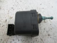 Stellmotor Leuchtweiteregulierung <br>VW GOLF III (1H1) 1.6