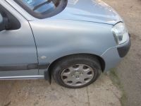 Kotfl�gel rechts Kratzer siehe Bilder<br>PEUGEOT PARTNER KASTEN (5) 1.6