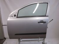 Tr links vorn Kratzer und Beulen siehe Bilder<br>OPEL ASTRA H CARAVAN 1.7 CDTI