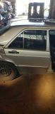 Tr rechts hinten Brilliantsilber 744 mit Beplankung Kratzer u.Beulen s.Foto<br>MERCEDES-BENZ 190 (W201) E 2.0