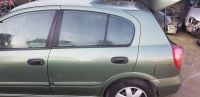 T�r rechts hinten Kratzer u. Beulen s.Foto<br>NISSAN ALMERA II HATCHBACK (N16) 1.5