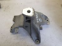 Halter, Motoraufh�ngung <br>AUDI A4 AVANT (8K5, B8) 2.0 TDI