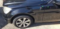 Kotfl�gel links Obsidanschwarz met.<br>MERCEDES-BENZ C-KLASSE T-MODEL (S204) C 200 CDI